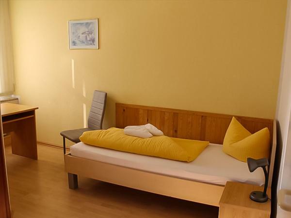 Hotelpension Savo ケムニッツ エクステリア 写真