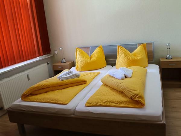 Hotelpension Savo ケムニッツ エクステリア 写真