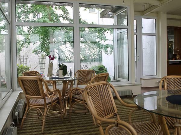 Hotelpension Savo ケムニッツ エクステリア 写真